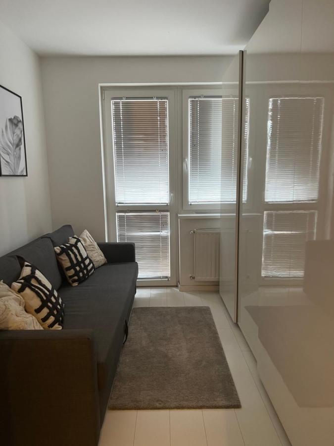 Gabica Apartman Debrecen Buitenkant foto